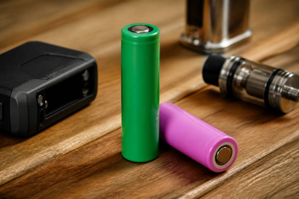 Accu pour cigarette électronique : choix, autonomie et sécurité
